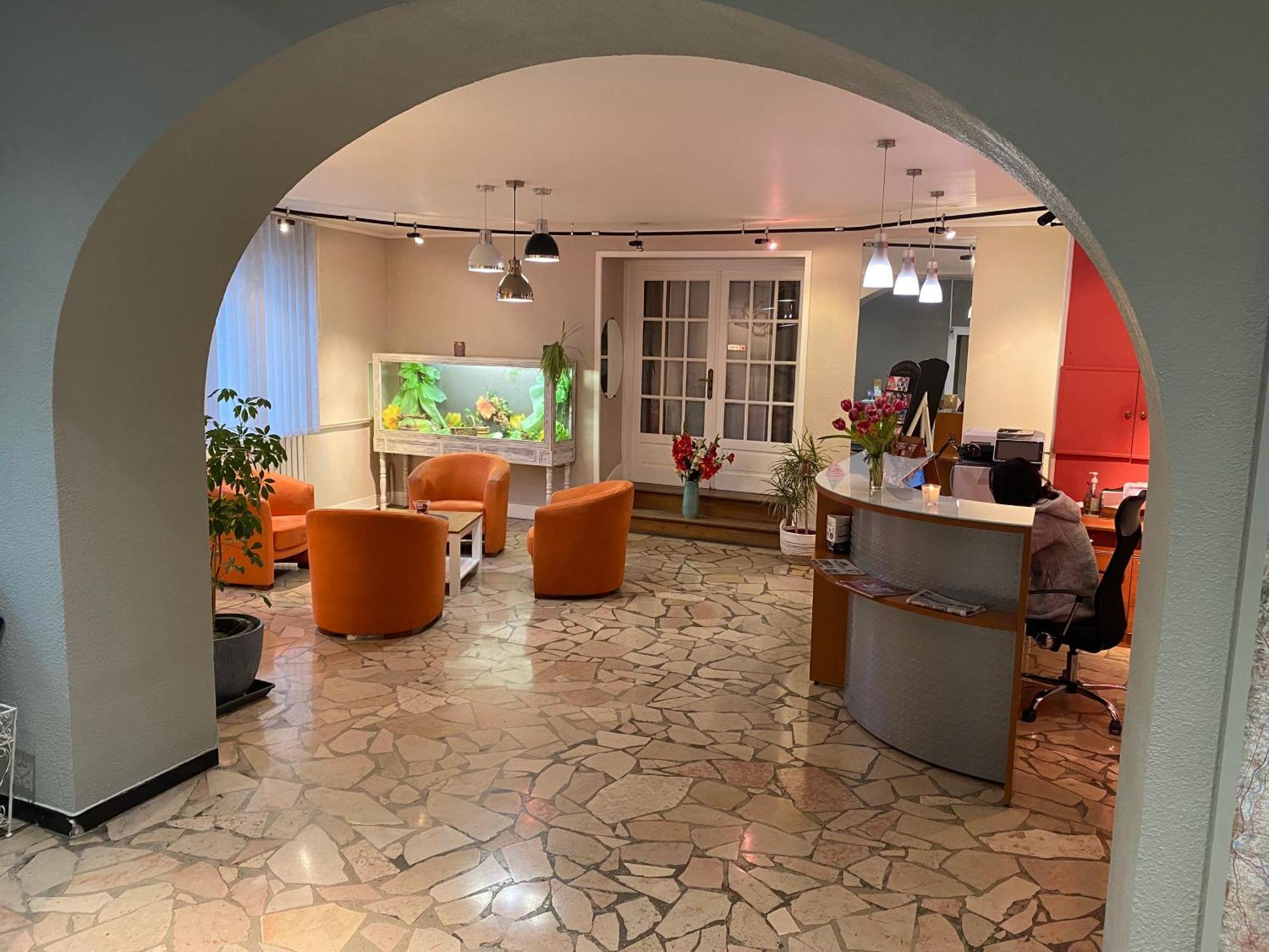 Nouvel Hotel Lons-le-Saunier Eksteriør billede